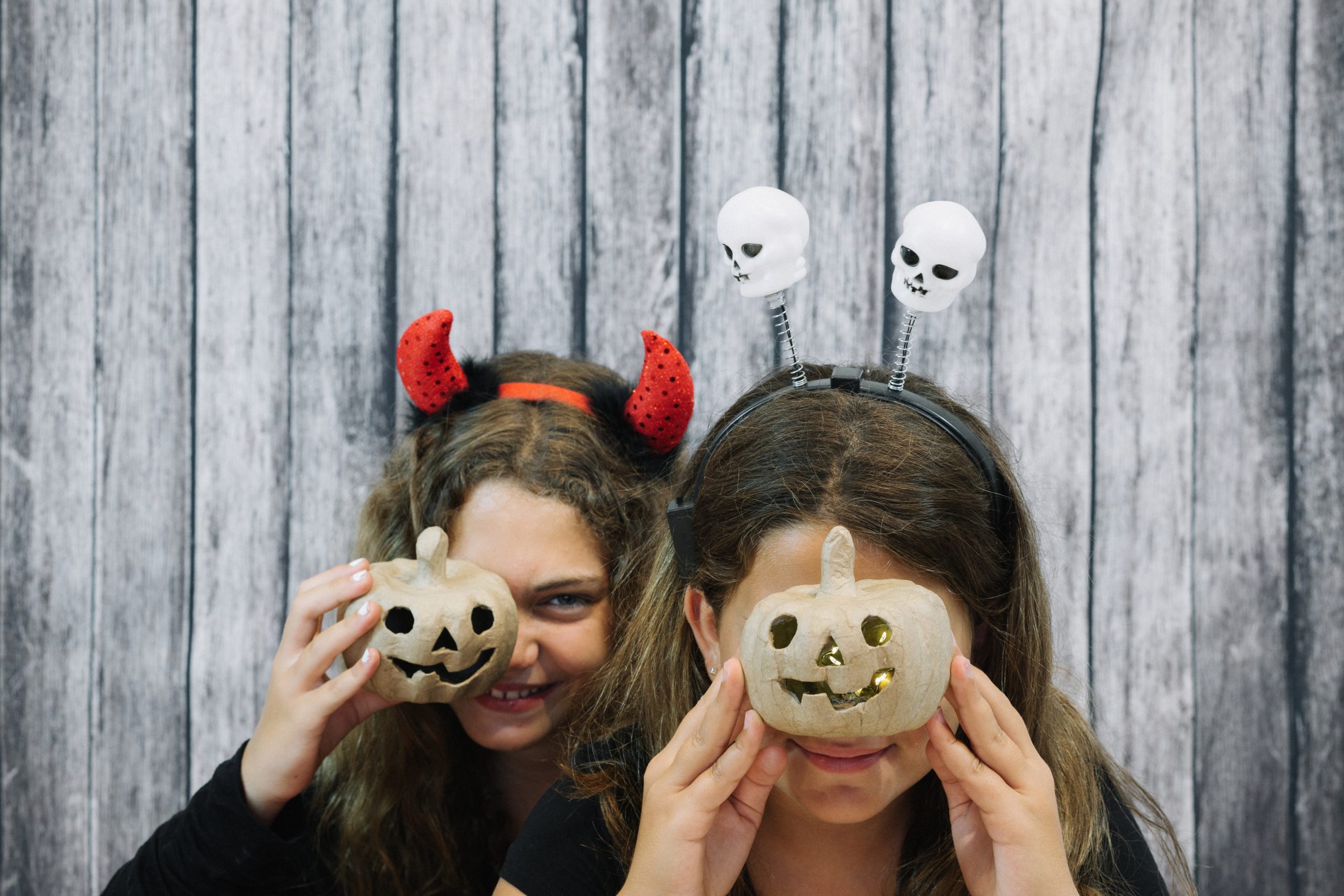 You are currently viewing Halloween Decorations & Costume Ideas 